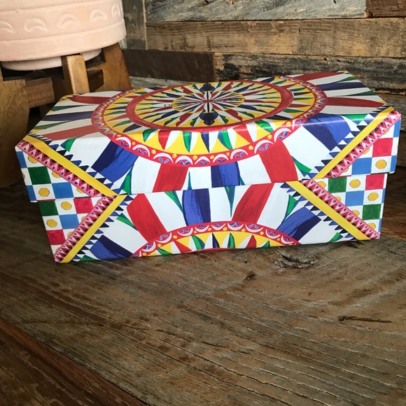 Dolce Gabbana Boxes with Cases - Picture 4 of 4